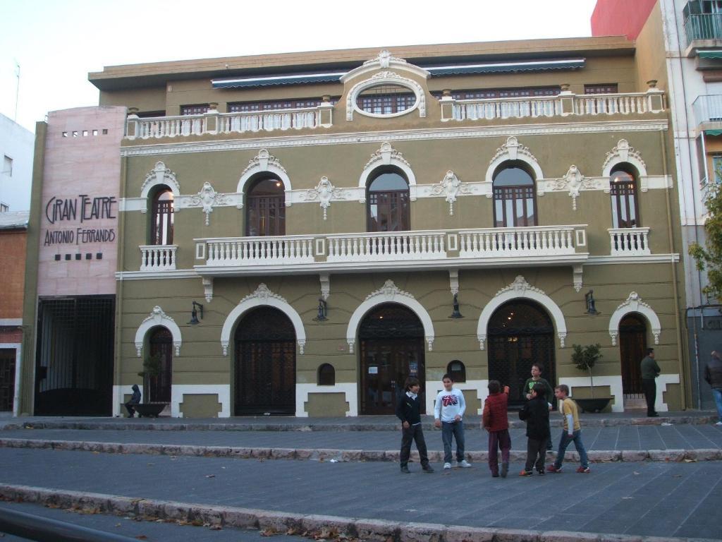 Hostal Mitre Paterna Exterior photo