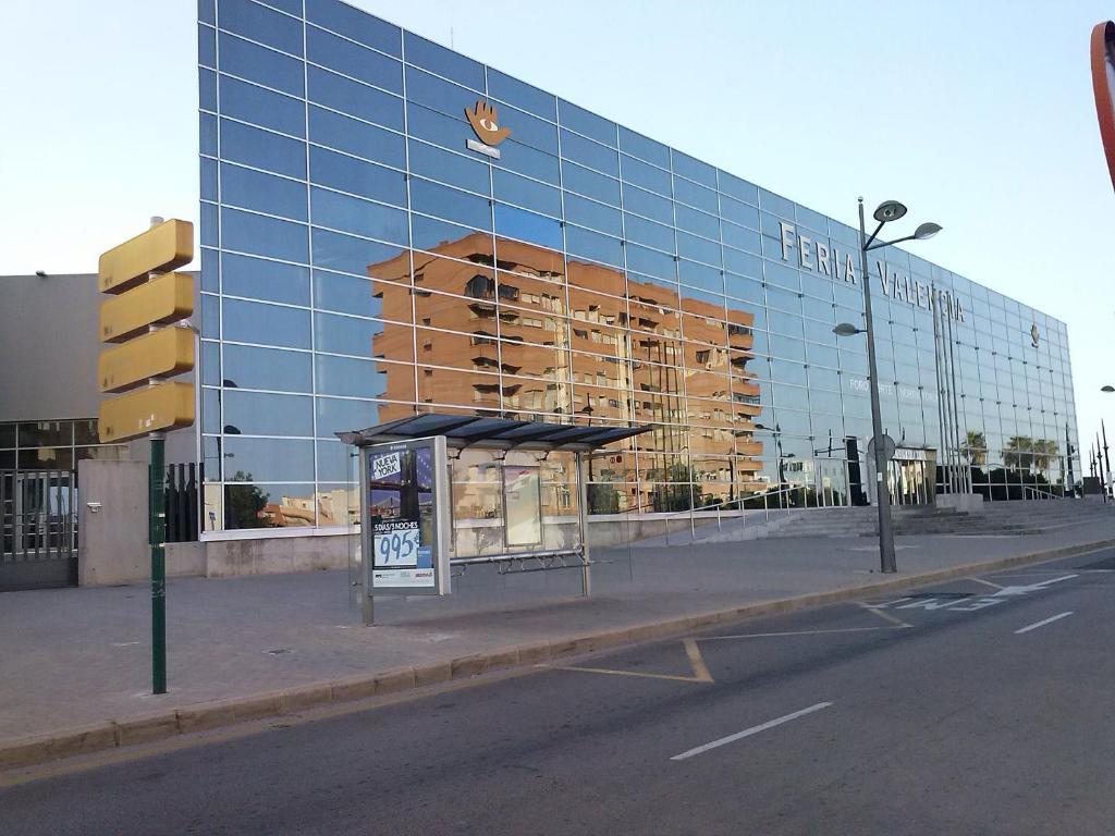 Hostal Mitre Paterna Exterior photo